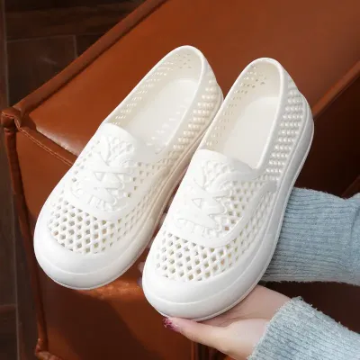 BUNNI STEPS FEMALE SLIPPER